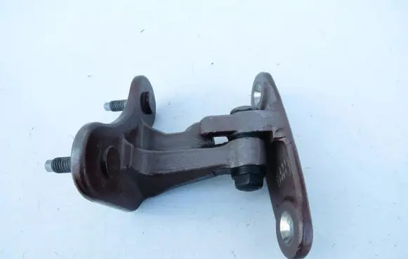 Mercedes-Benz ML W166 Front door upper hinge