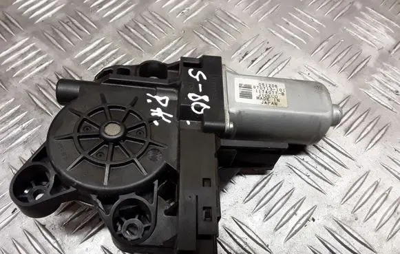 Volvo S80 Front door window regulator motor 970713101 1174077B