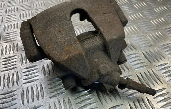 Volvo V50 Front brake caliper