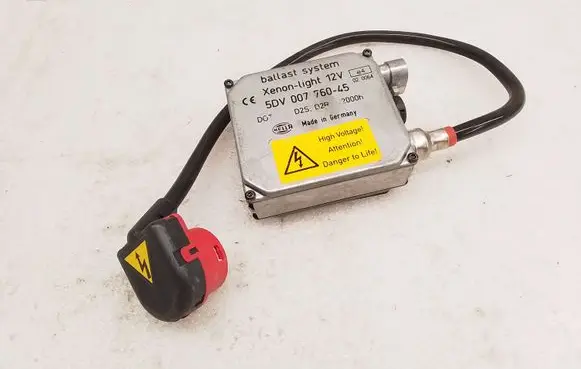 BMW 5 E39 Headlight ballast module Xenon 5DV00776045