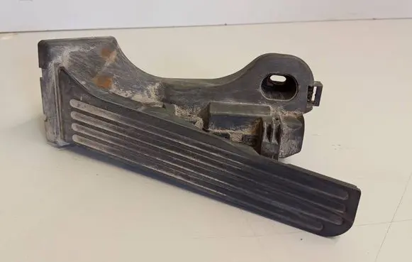 Volkswagen Caddy Accelerator throttle pedal 1T1721503H 6PV00868900