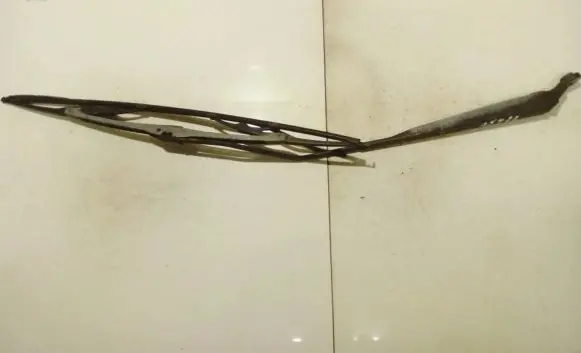 Citroen C3 Front wiper blade arm