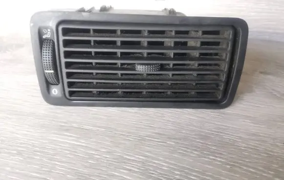 Volkswagen Golf IV Dash center air vent grill 1J1819704C