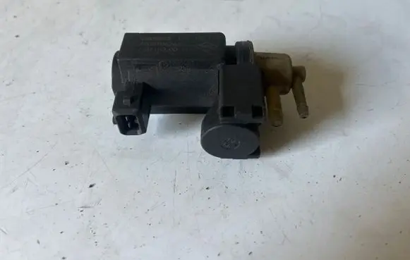 Renault Espace - Grand espace IV Turbo solenoid valve 8200486264 70115200