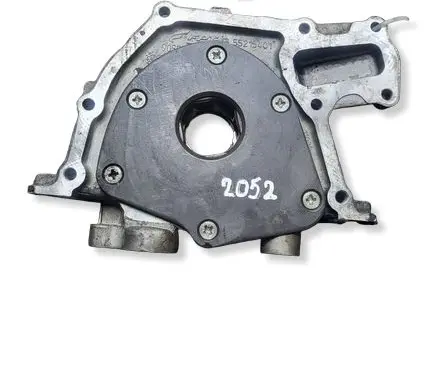 Opel Zafira B Oil pump 55215401