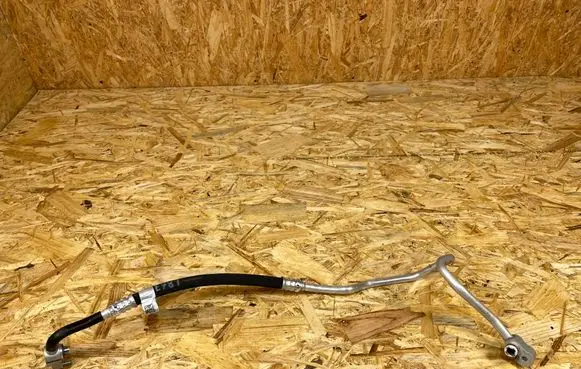 BMW X1 F48 F49 Air conditioning (A/C) pipe/hose 9869633