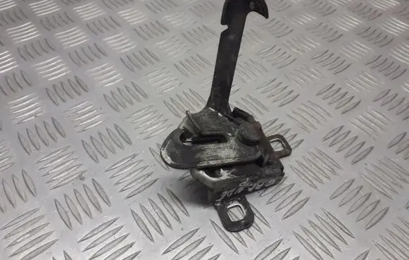 Fiat Grande Punto Engine bonnet/hood lock/latch loop/hook 
