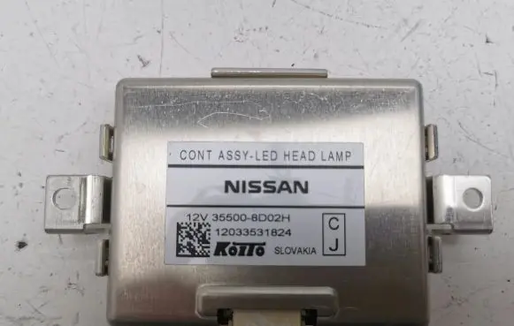 Nissan Qashqai J12 LED ballast control module 355008D02H