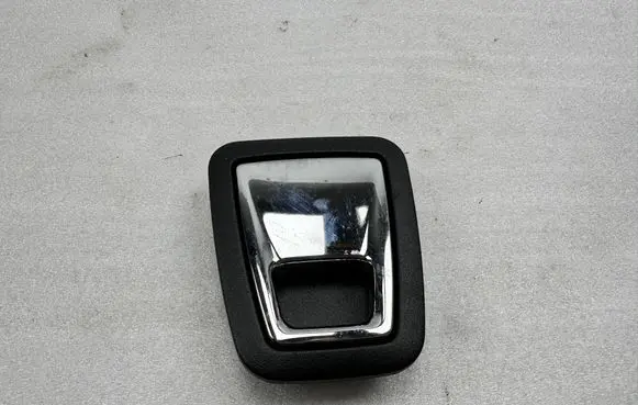 Volvo XC90 Tie down hook / loop 31462873