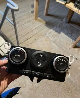 Mazda CX-7 Climate control unit K1900EH64