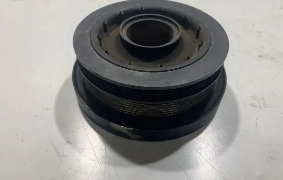 BMW 5 E60 E61 Crankshaft pulley