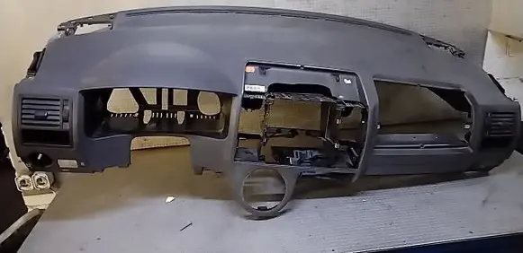 Volkswagen Transporter - Caravelle T5 Dashboard 