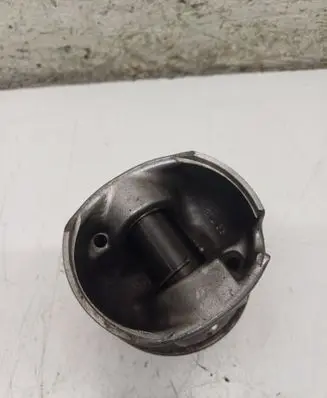 Piston