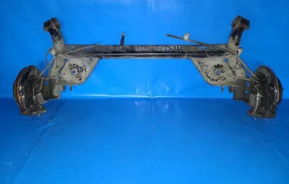 Nissan Leaf I (ZE0) Rear coil spring 555013NA1A