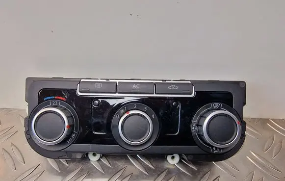 Volkswagen Golf Plus Climate control unit 3C8907336AB