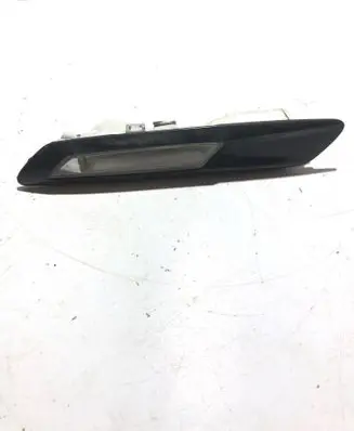 BMW 5 F10 F11 Front fender indicator light 7154168 7154170