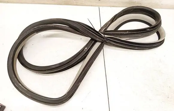 Opel Astra H Rubber seal rear door
