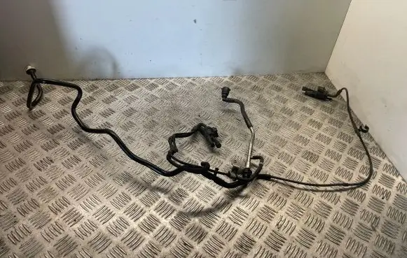 Mercedes-Benz A W176 Vacuum line/pipe/hose A2464300329 0025407097