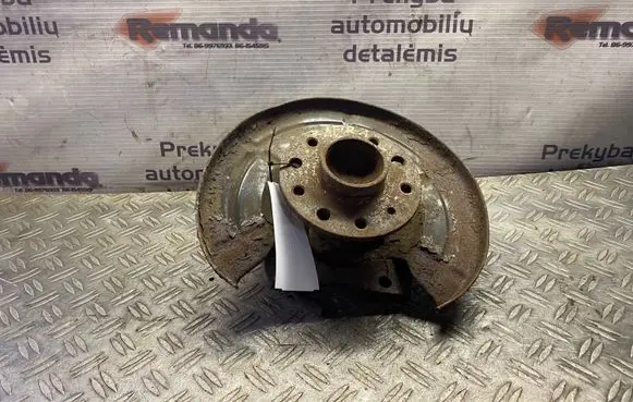 Opel Zafira B Rear wheel hub