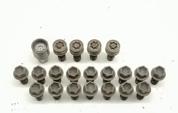 Nuts/bolts