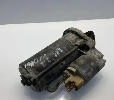 Mercedes-Benz E W211 Starter motor A0051511301 0051511301