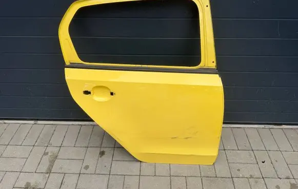 Volkswagen Up Rear door 1S4833312E