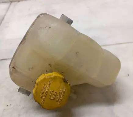 Opel Vectra C Coolant expansion tank/reservoir 9202100 099172