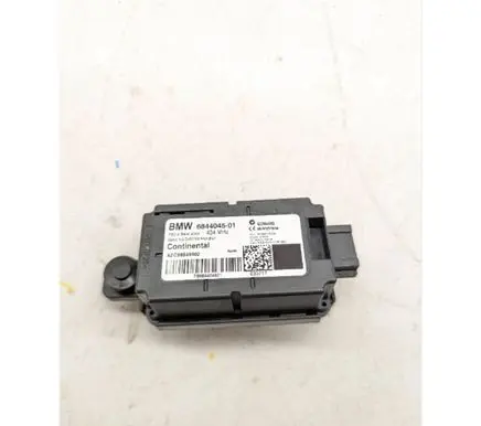 BMW 7 G11 G12 Door central lock control unit/module 6844045