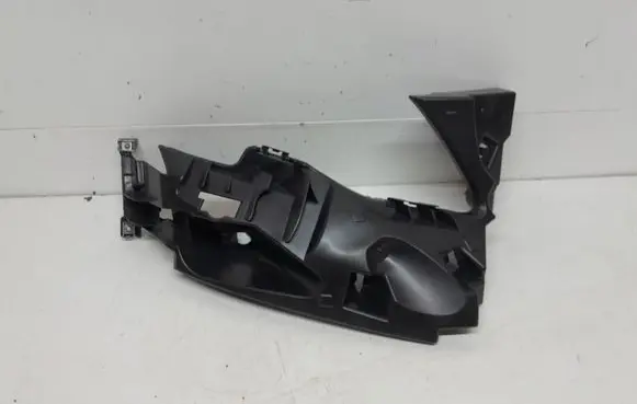 Front bumper mounting bracket