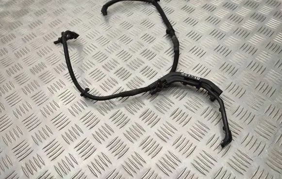 Opel Vivaro ABS brake wheel speed sensor 9843217880 0265011833