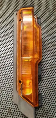 Mitsubishi Canter Front indicator light 0424312