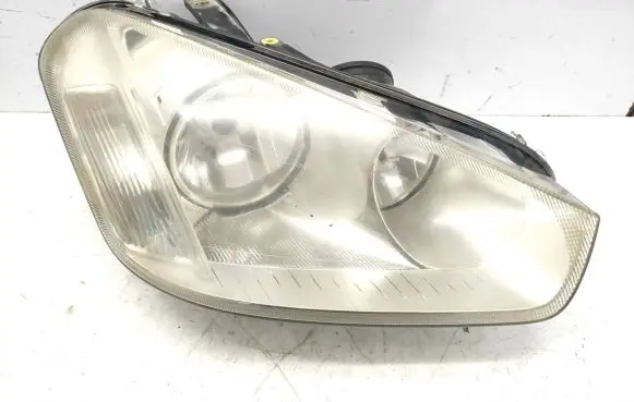 Ford C-MAX I Headlight/headlamp 16531001