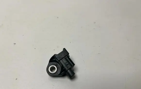BMW XM Acceleration sensor 9496818