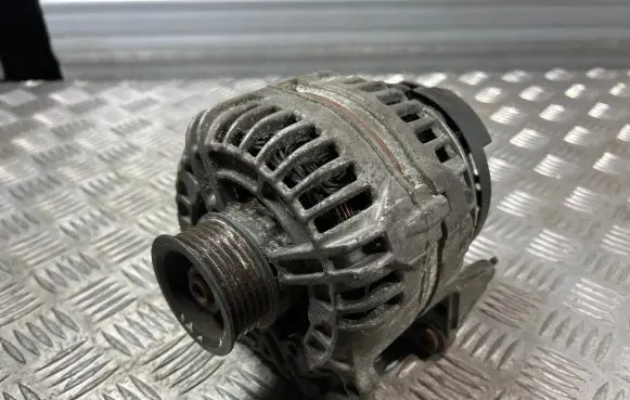 Audi A4 S4 B7 8E 8H Generator/alternator 059903023b