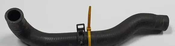 Mercedes-Benz E C207 W207 Engine coolant pipe/hose 667065A1P