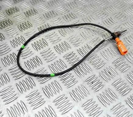 Audi A3 S3 8V Oil temperature sensor 04L906088AD