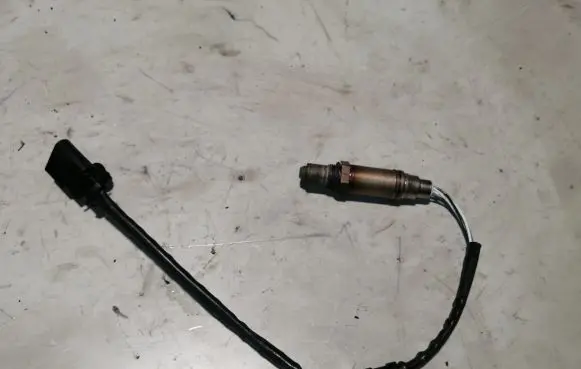 Volkswagen Polo V 6R Lambda probe sensor F00HL00360 340131