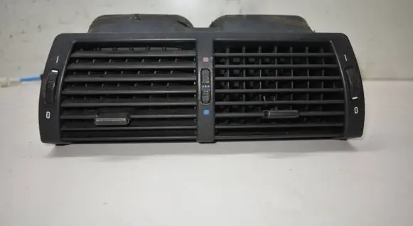 BMW X5 E53 Dash center air vent grill 8402221