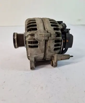 Volkswagen Golf VI Generator/alternator 03F903023D