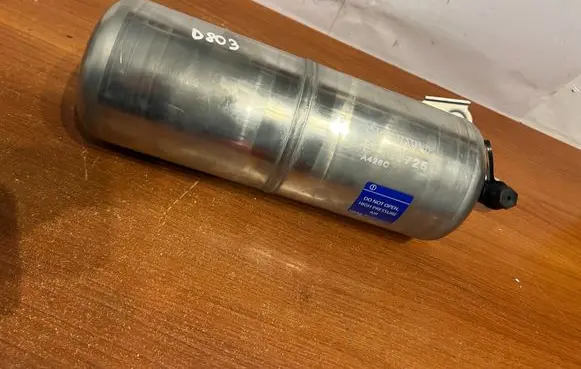 Volvo XC90 Air suspension tank/reservoir 31363642 D803