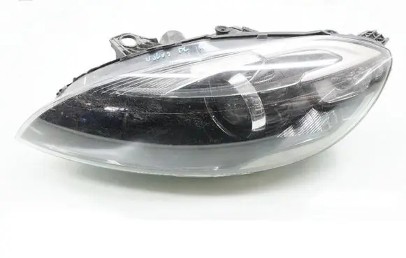 Volvo V40 Cross country Headlight/headlamp 31420007