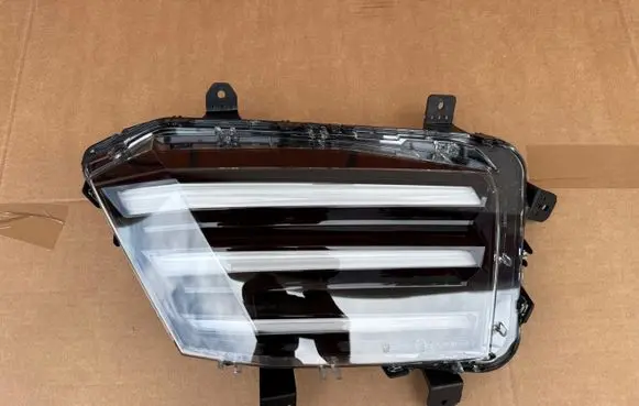 Peugeot 2008 II Front fog light 9850436380