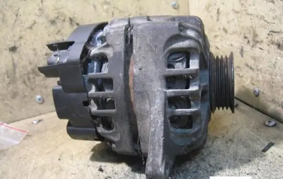 Nissan Micra Generator/alternator 23100AX62B