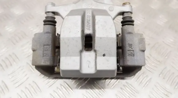 Toyota Prius+ (ZVW40) Rear brake caliper 4783047060