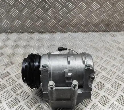 Iveco Daily 6th gen Air conditioning (A/C) compressor (pump) 4472801800 504388828