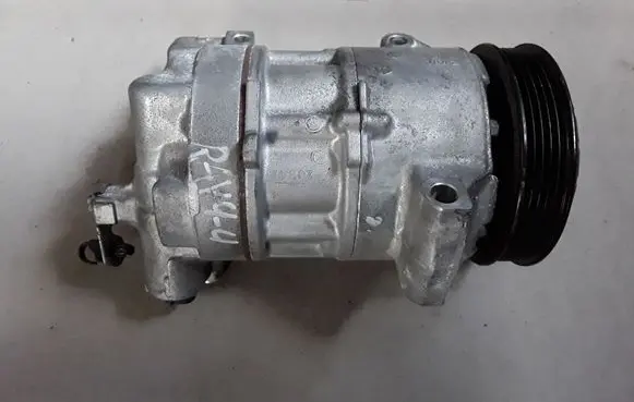 Toyota RAV 4 (XA40) Air conditioning (A/C) compressor (pump) 4472500412