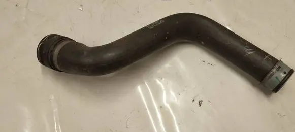 Mercedes-Benz GLE AMG (W166 - C292) Engine coolant pipe/hose A1665001075