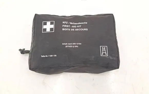 BMW X3 F25 First aid kit 7261178