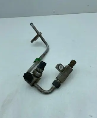 Air conditioning (A/C) pipe/hose