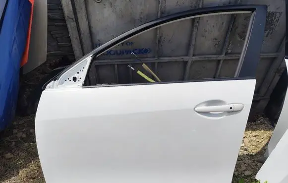 Mazda 3 II Front door 34K